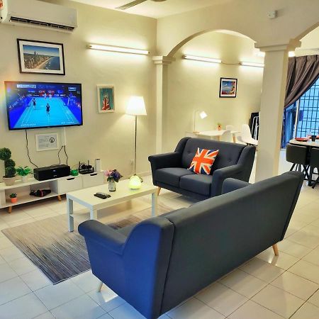 Semi-Detached, Up To 21 Pax, 4 Bedrooms, 3 Bathrooms, 4 Car Parks By Star Home Bayan Lepas Exterior foto