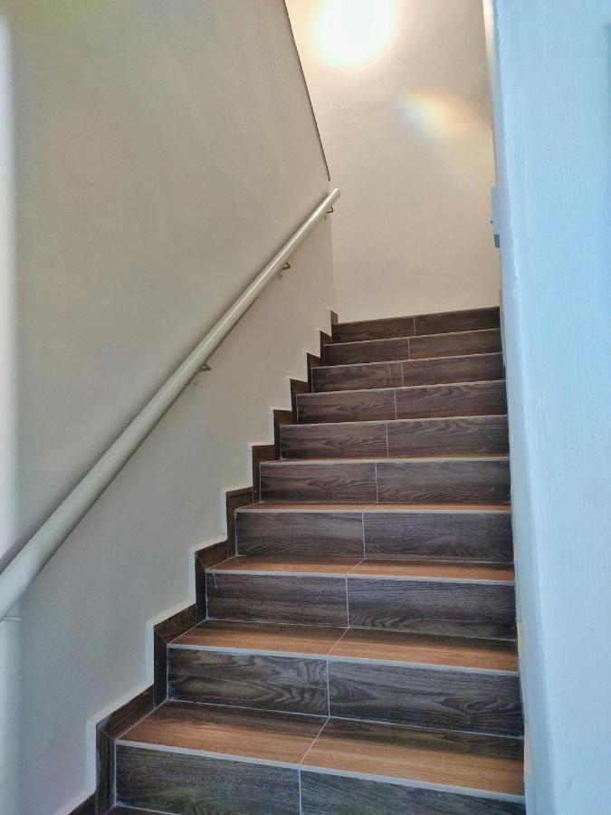 Semi-Detached, Up To 21 Pax, 4 Bedrooms, 3 Bathrooms, 4 Car Parks By Star Home Bayan Lepas Exterior foto